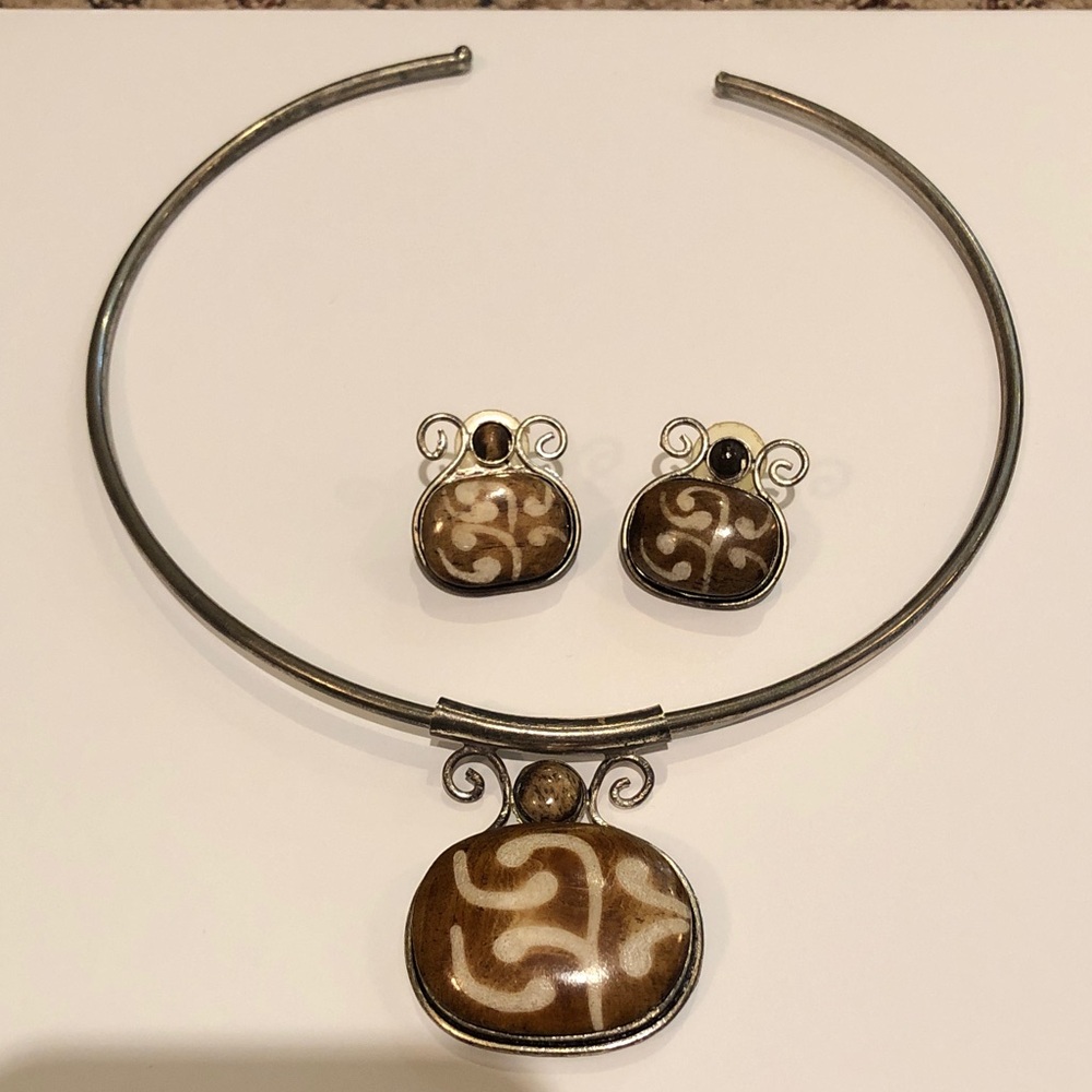Vintage choker with slide and earrings